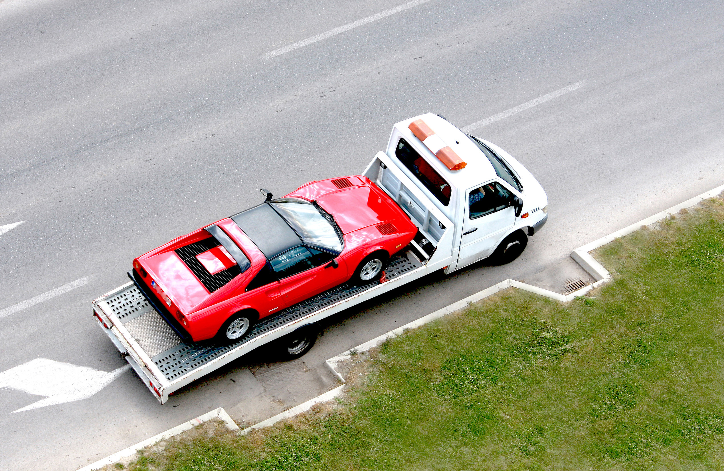 Takeldienst auto en vrachtwagen